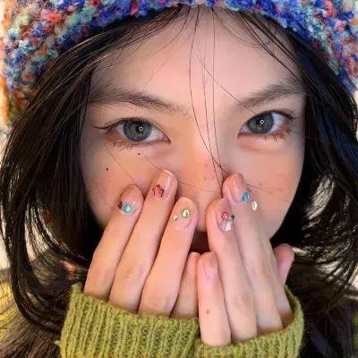 女记者的日记